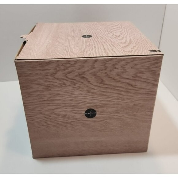 Sagaform Oak Cheese/Dessert Dome with Hand-Blown Glass Lid 7.5" by 7.5" - Picture 5 of 13